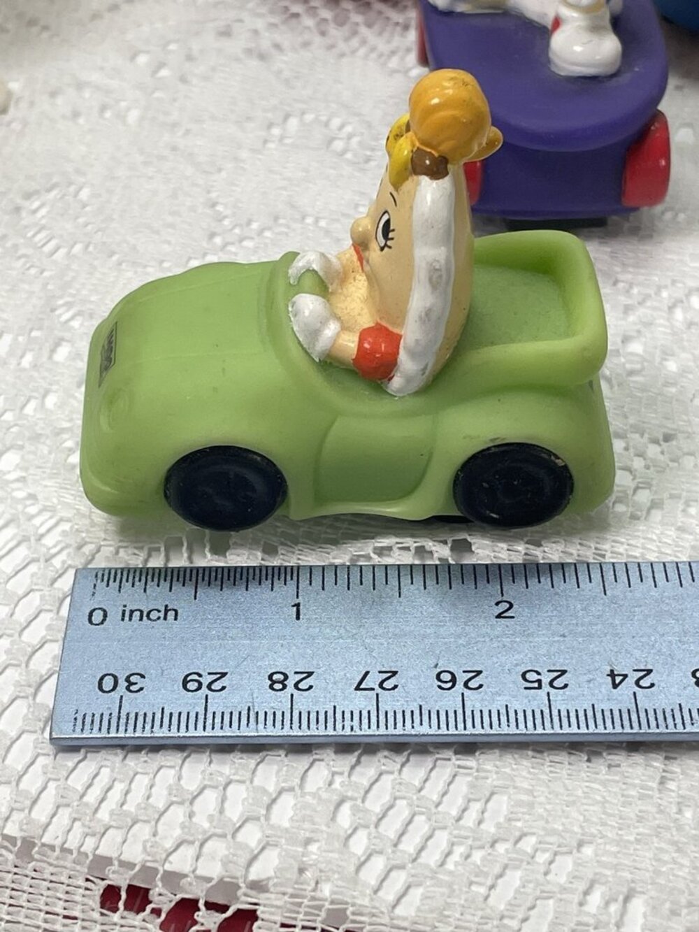 Vintage Lot Of 8 IHOP Restaurant PVC Toy Figures Driving Cars from 1996 - Picture 13 of 16